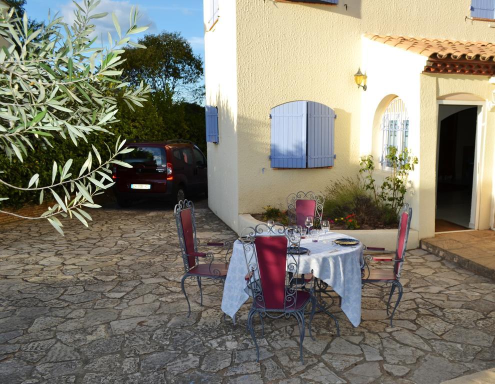 La Perle De Ceylan Hotel Montagnac  Kültér fotó